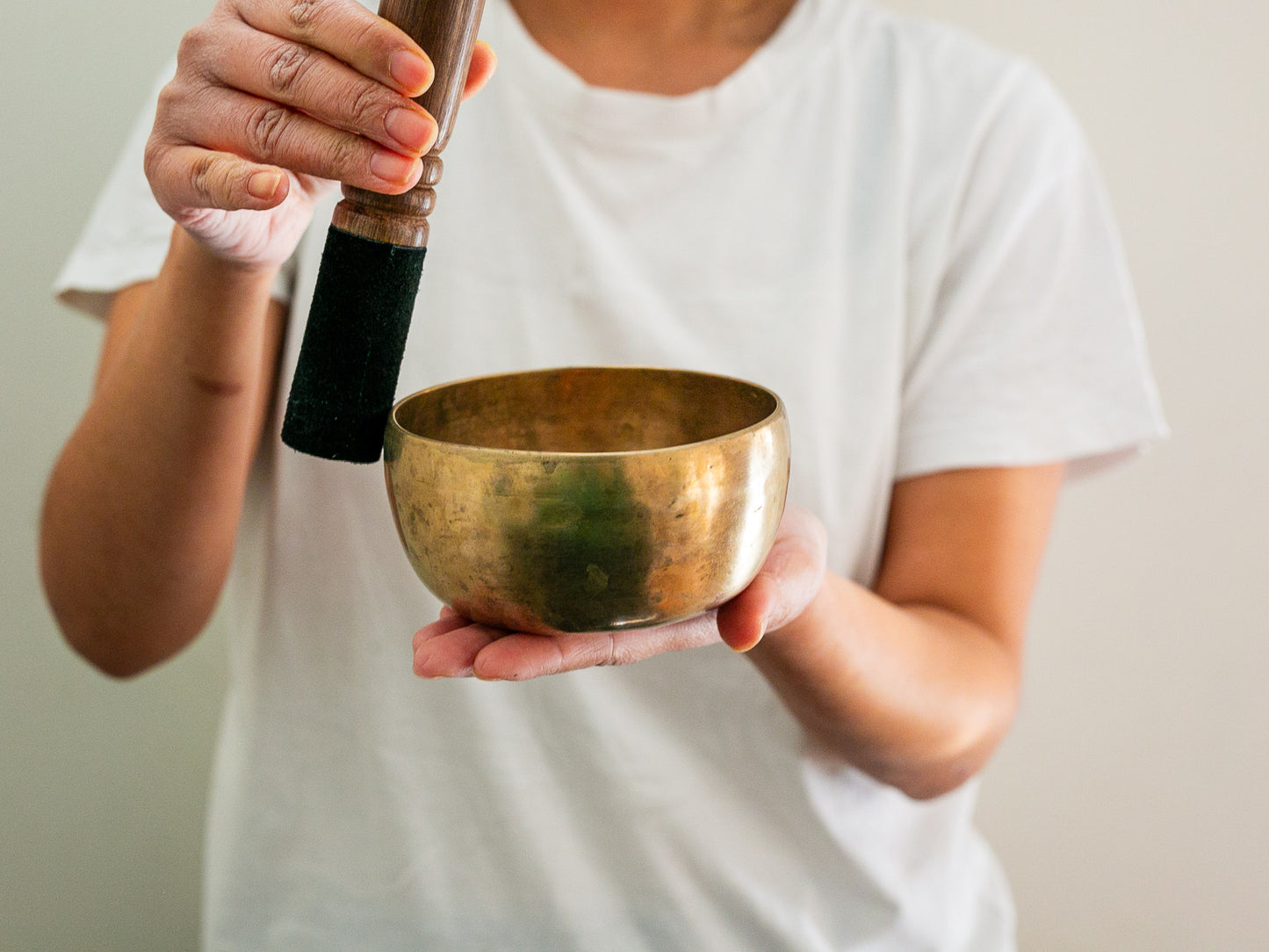 Small Tara Singing Bowl - Base Note F4 (356)