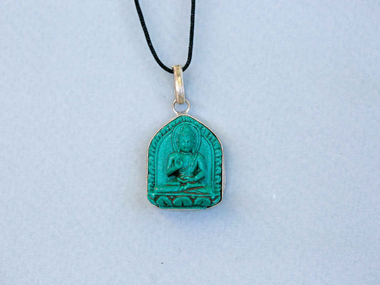 Resin and White Metal Buddha Pendant (2 colours)