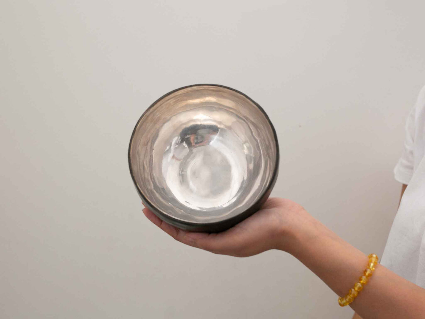 Silver Moon Singing Bowl - Base Note E4 (333 Hz)