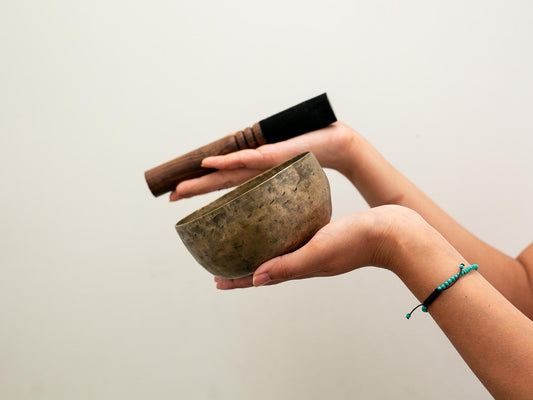 Small Tara Singing Bowl - Base Note D4 (298)
