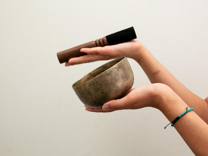 Small Tara Singing Bowl - Base Note D#4 (313)
