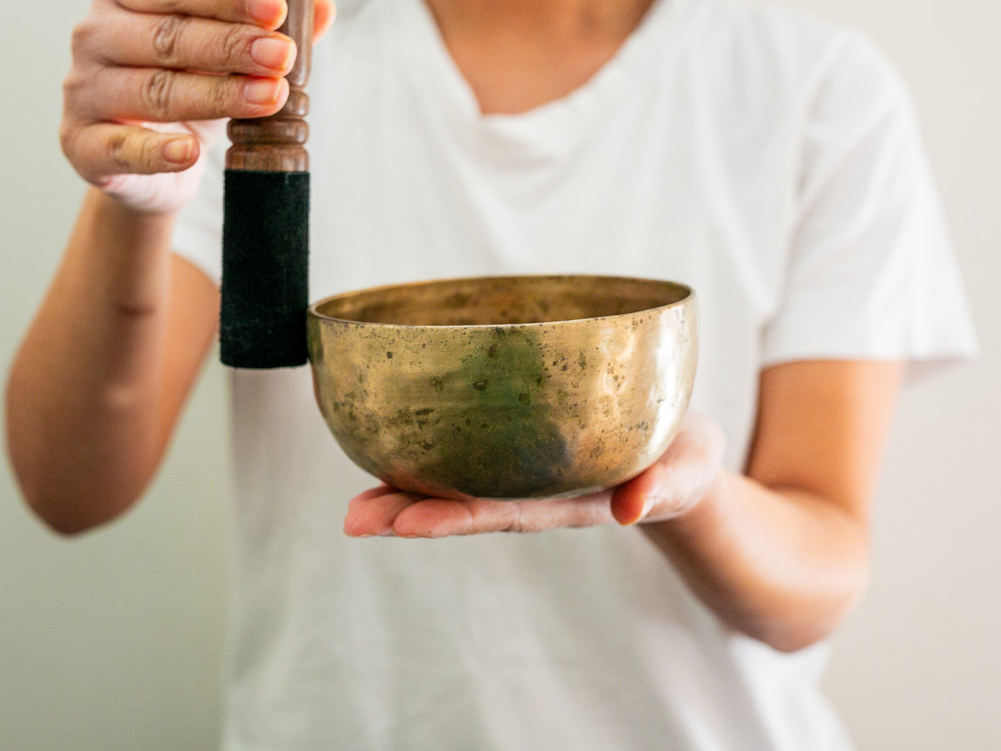 Small Tara Singing Bowl - Base Note D4 (300)