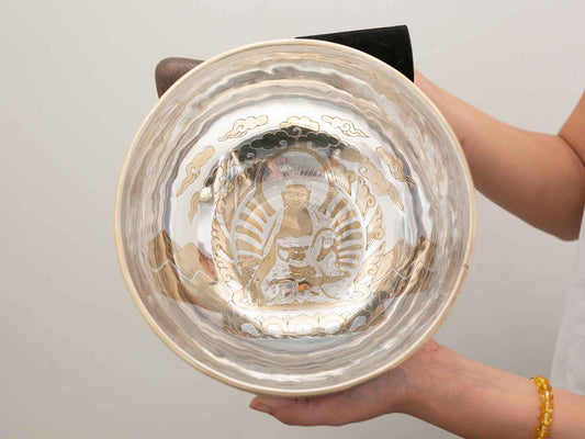 Silver Moon Singing Bowl - Base Note D#3 (153 Hz)