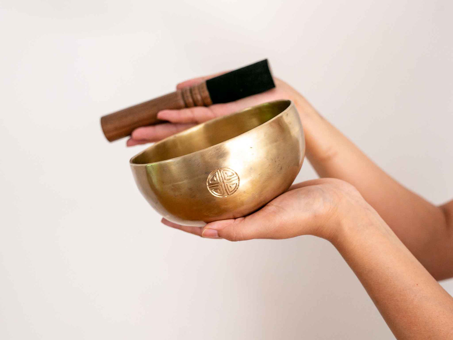 Hand Hammered Moon Singing Bowl - Base Note F4 354 Hz