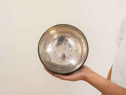 Silver Moon Singing Bowl - Base Note C#4 (273 Hz)