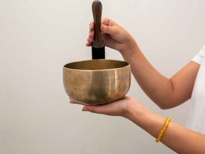 Tara Singing Bowl - Base Note A3 (220 Hz)