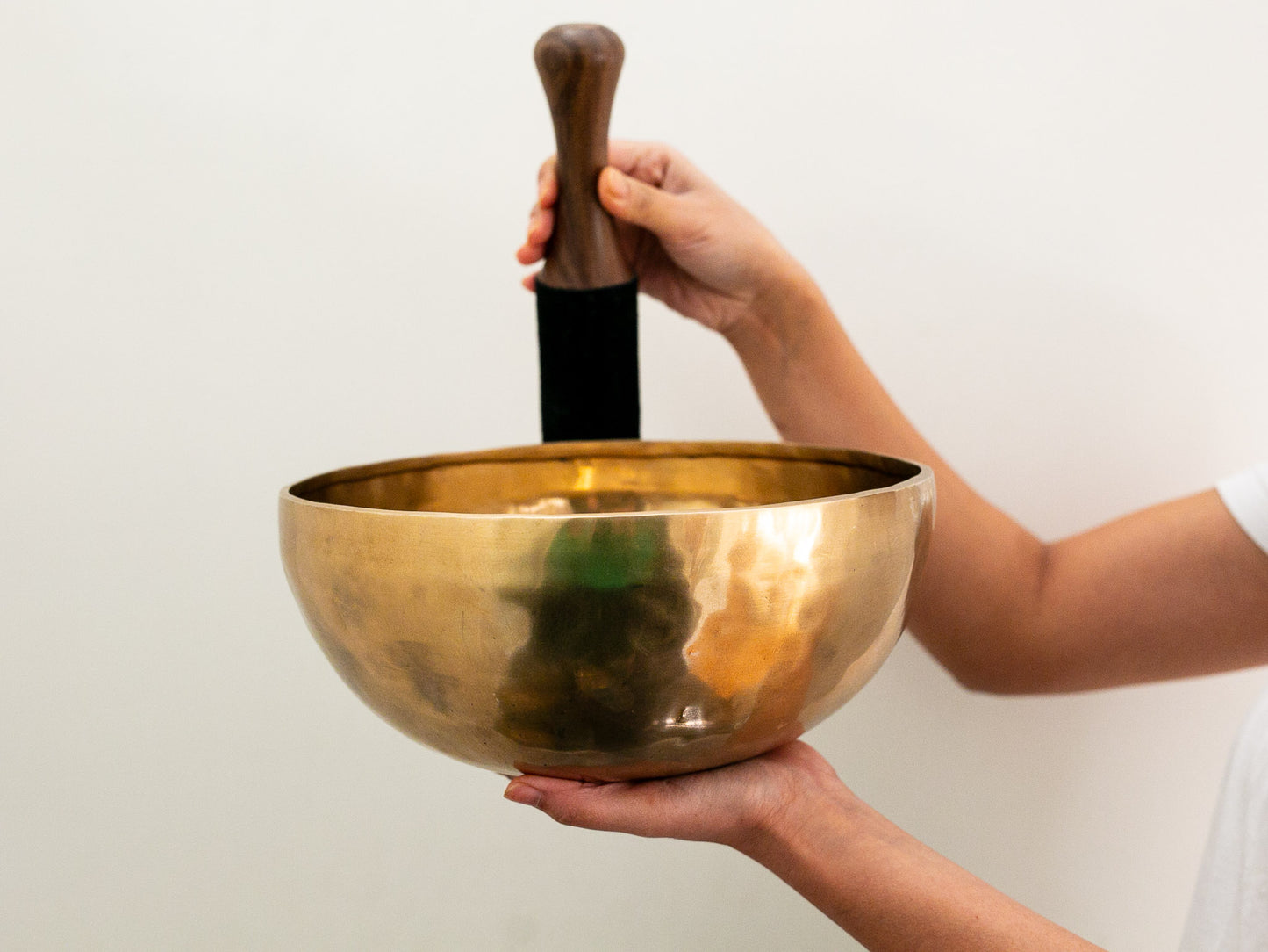 Hand Hammered Singing Bowl - Base Note A#2 116Hz