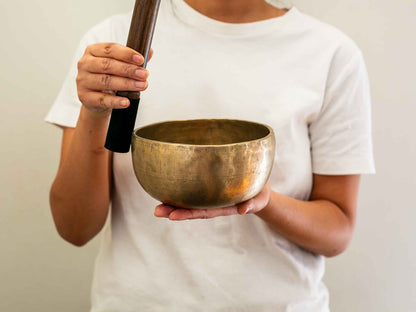 Tara Singing Bowl - Base Note D#4 (282 Hz)