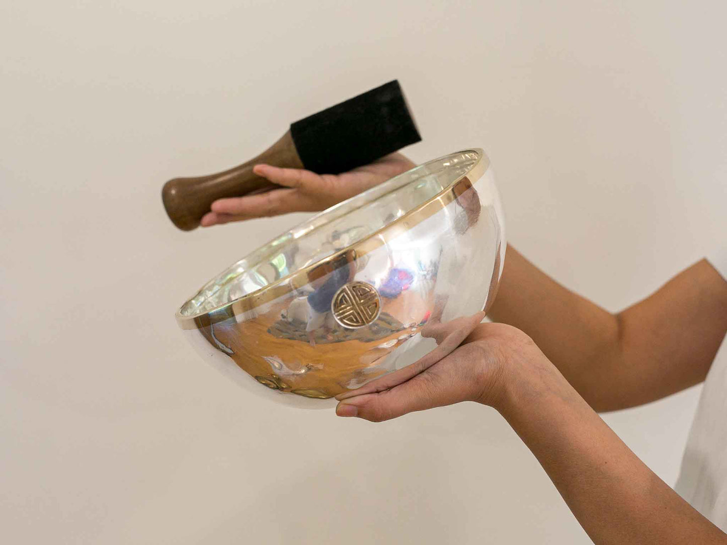 Silver Moon Singing Bowl - Base Note F3 (174 Hz)