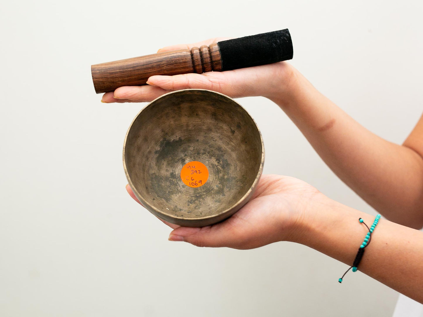 Small Tara Singing Bowl - Base Note G4 (392)