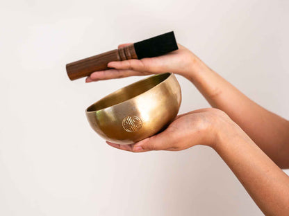 Hand Hammered Moon Singing Bowl - Base Note G#4 412 Hz