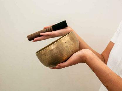 Tara Singing Bowl - Base Note D#4 (282 Hz)