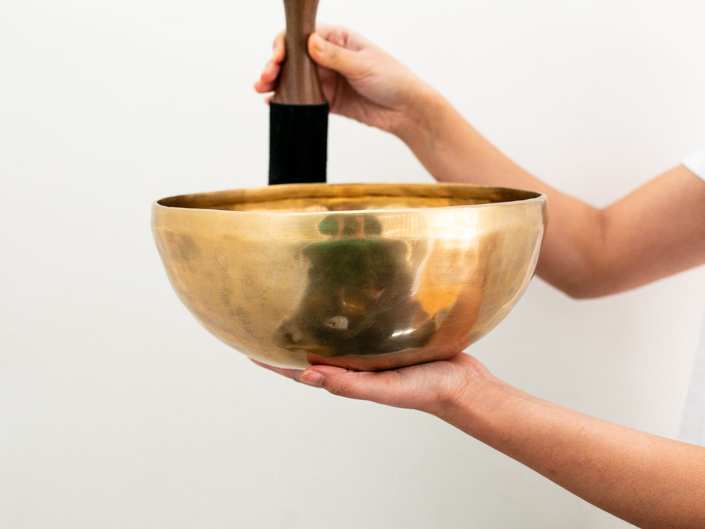 Hand Hammered Singing Bowl - Base Note A#2 119Hz