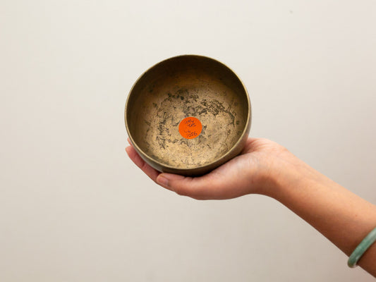 Small Tara Singing Bowl - Base Note G#4 (205)
