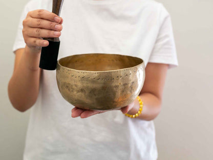 Tara Singing Bowl - Base Note G#3 (205 Hz)