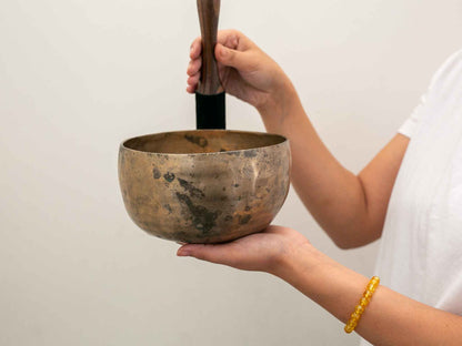 Tara Singing Bowl - Base Note G#3 (208 Hz)