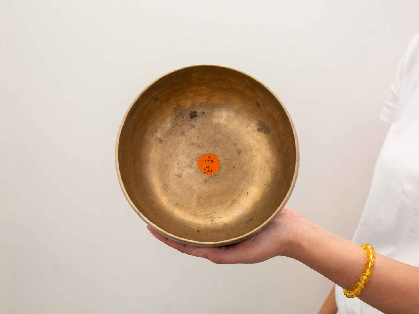 Tara Singing Bowl - Base Note F3 (177 Hz)