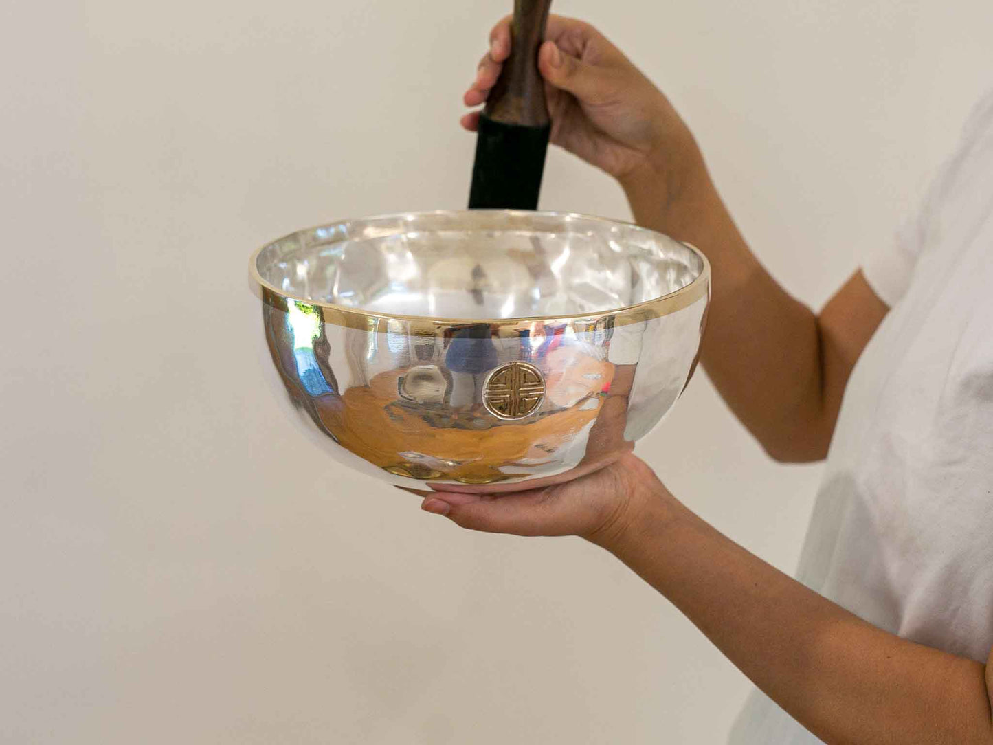 Silver Moon Singing Bowl - Base Note D#3 (153 Hz)