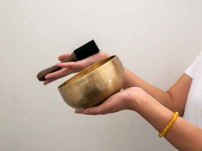 Hand Hammered Moon Singing Bowl - Base Note D4 287 Hz