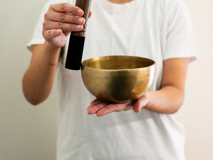 Small Contemporary Flow Singing Bowl - Base note F#4 (367 Hz)