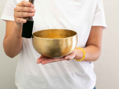 Hand Hammered Moon Singing Bowl - Base Note D4 297 Hz