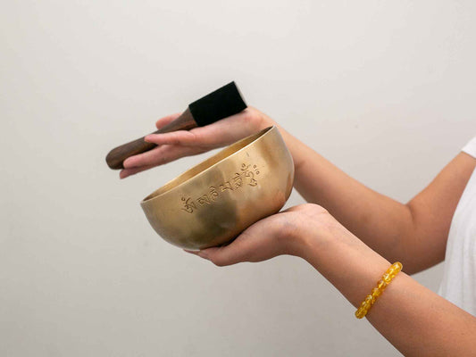 Hand Hammered Moon Singing Bowl - Base Note D4 297 Hz