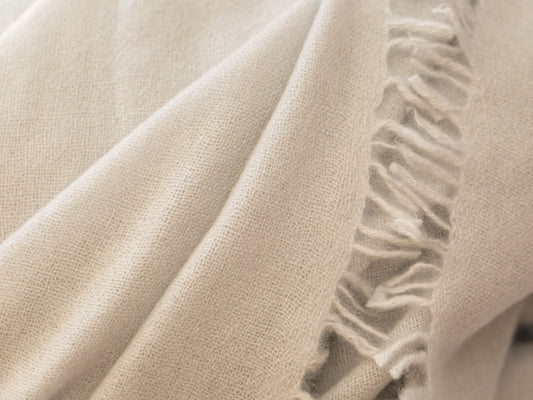 (A Grade) Fine Chyangra Pashmina Shawl