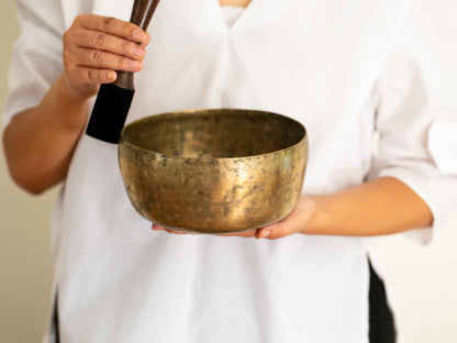 Tara Singing Bowl - Base Note E3 (167 Hz)