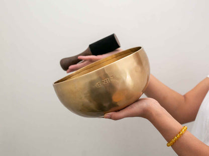 Hand Hammered Moon Singing Bowl - Base Note D#3 155 Hz