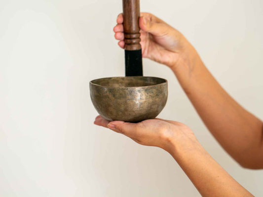 Small Tara Singing Bowl - Base Note G4 (382 Hz)