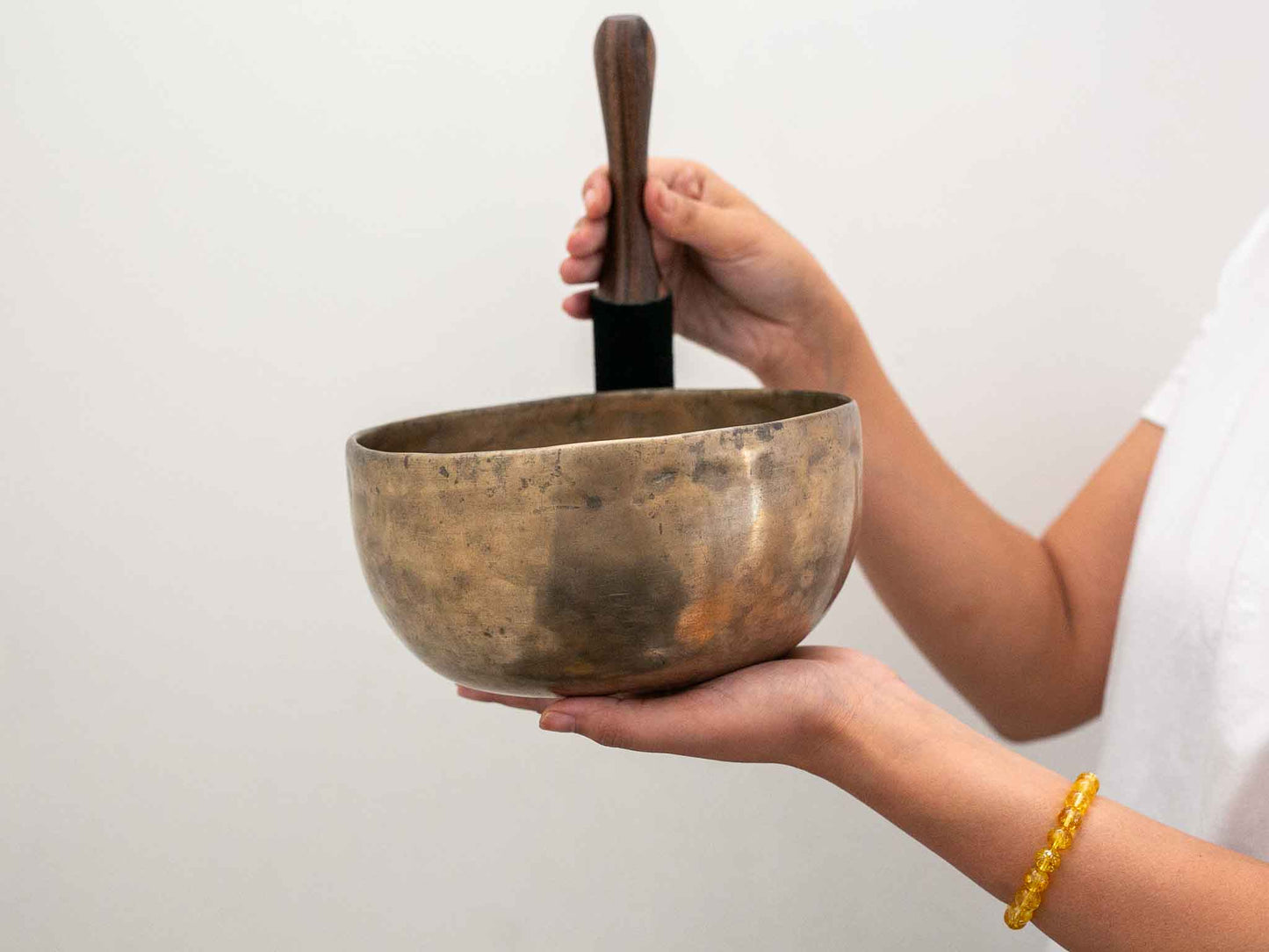 Tara Singing Bowl - Base Note F#3 (187 Hz)