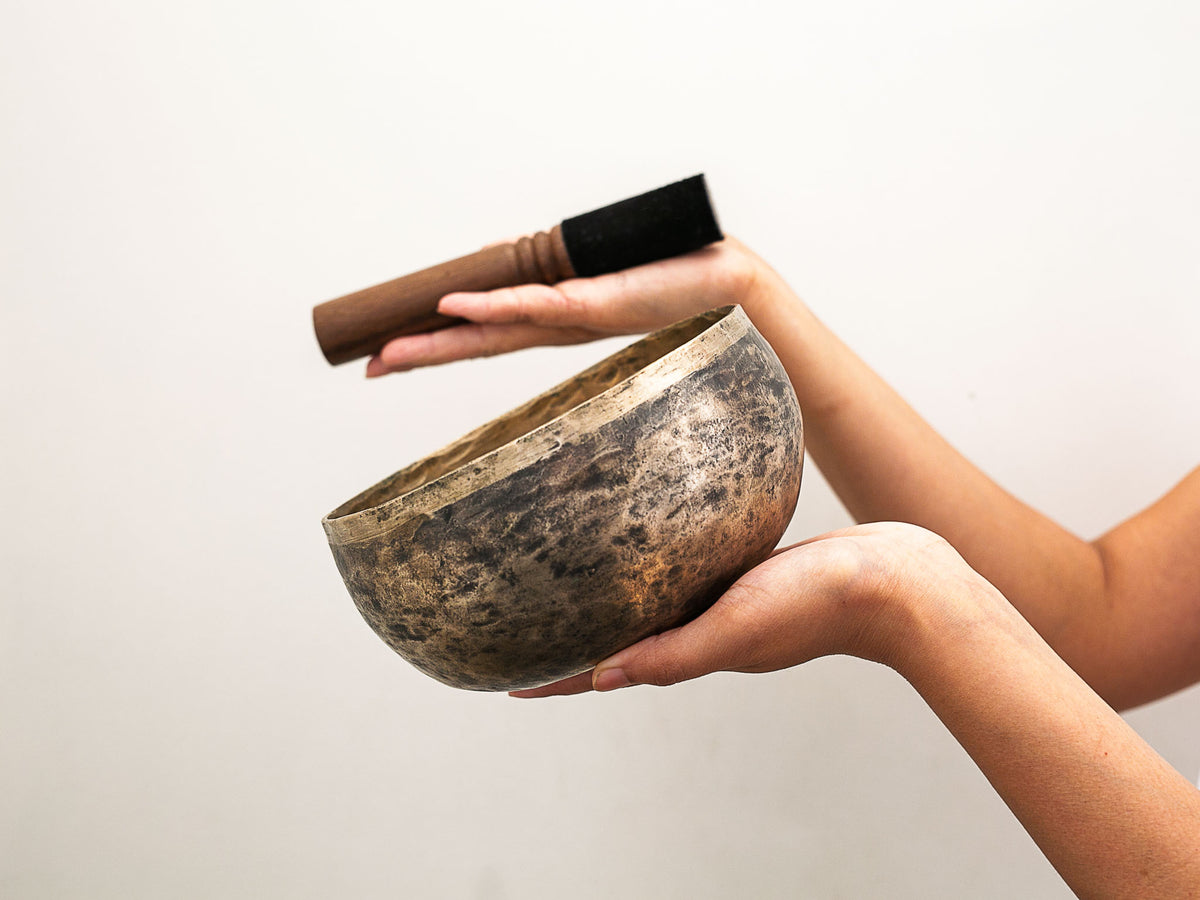 Copre Singing Bowl - D#3 158 Hz