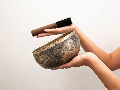 Copre Singing Bowl - D#3 158 Hz