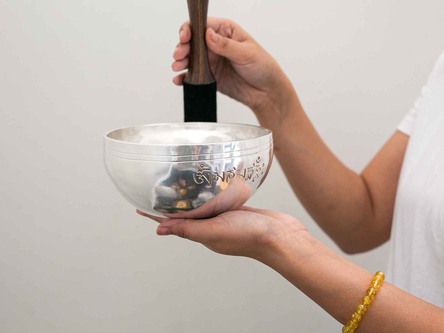 Silver Moon Singing Bowl - Base Note G4 (381 Hz)