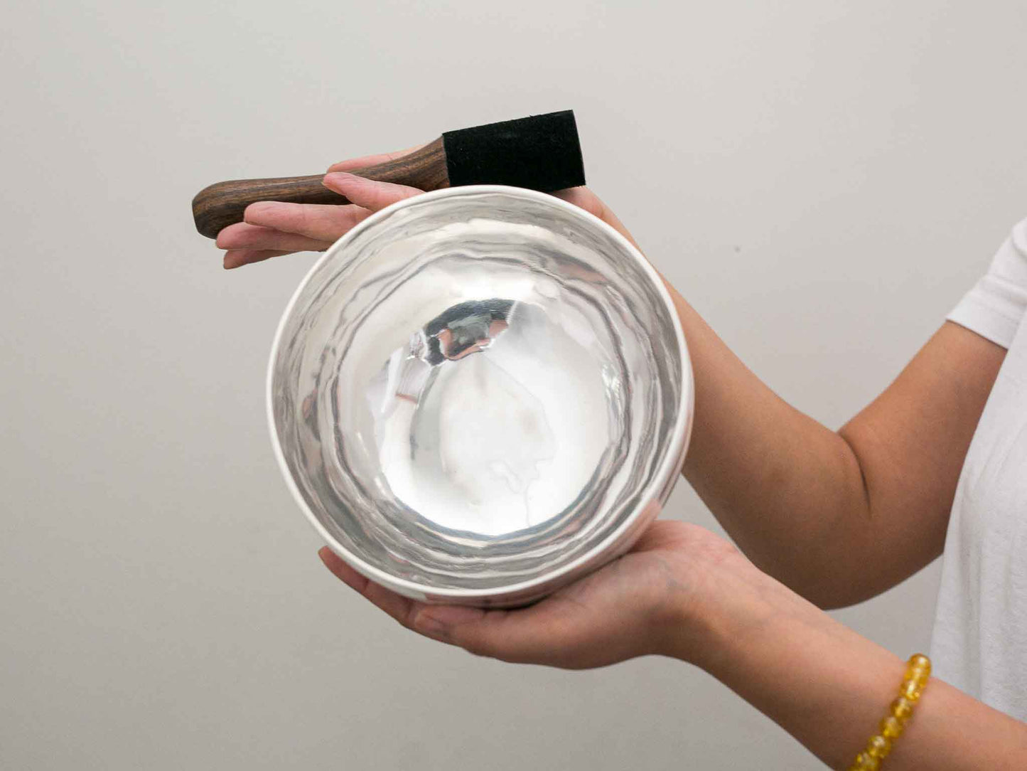 Silver Moon Singing Bowl - Base Note C#4 (278 Hz)