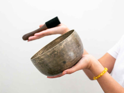 Tara Singing Bowl - Base Note D3 (145 Hz)