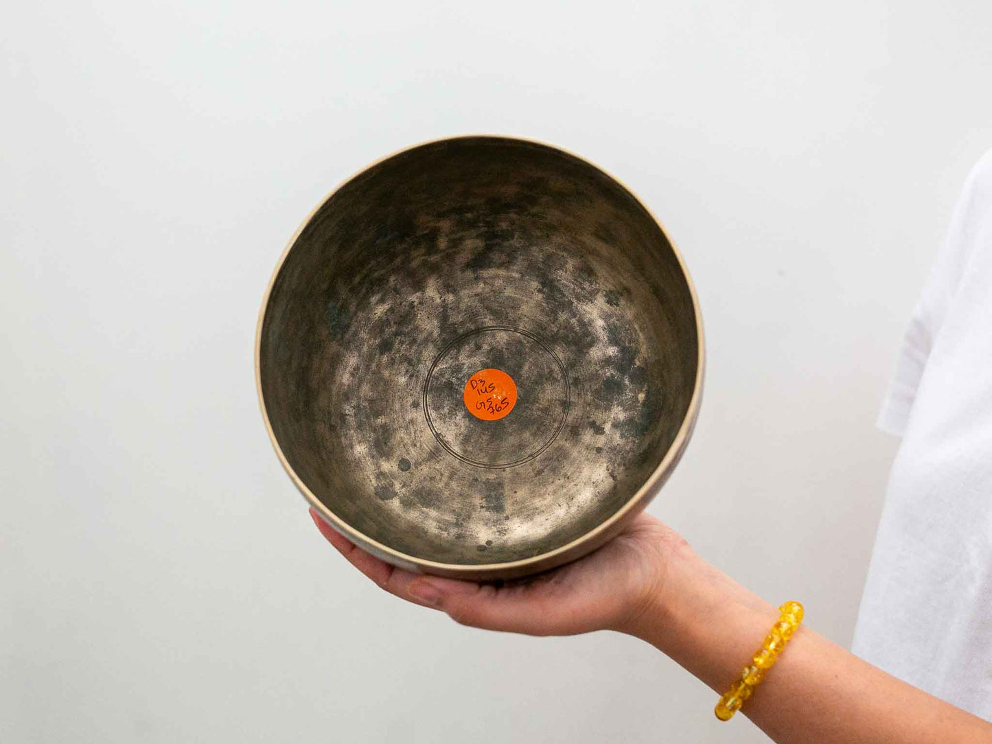 Tara Singing Bowl - Base Note D3 (145 Hz)
