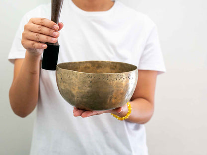 Tara Singing Bowl - Base Note F3 (170 Hz)