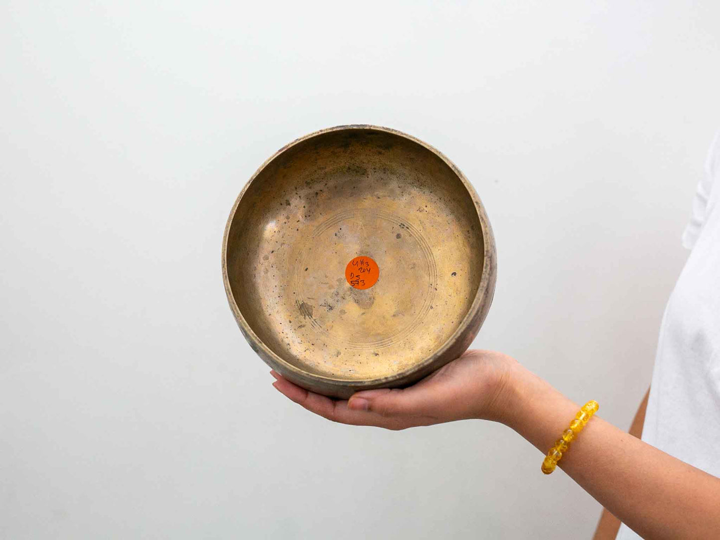 Remuna Singing Bowl - G#3 (204 Hz)