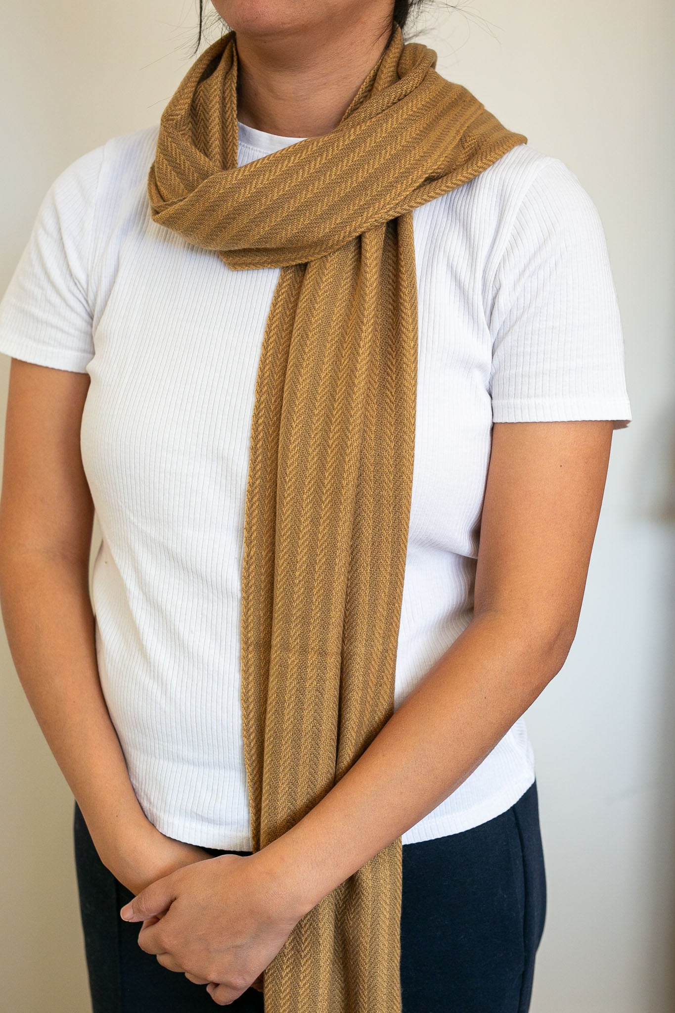 100% Cashmere Muffler