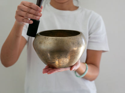 Collector's Buddha Singing Bowl - Base Note G#4 (416 Hz)
