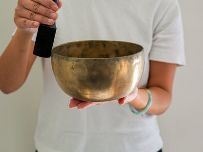 Tara Singing Bowl - Base Note G3 (191 Hz)