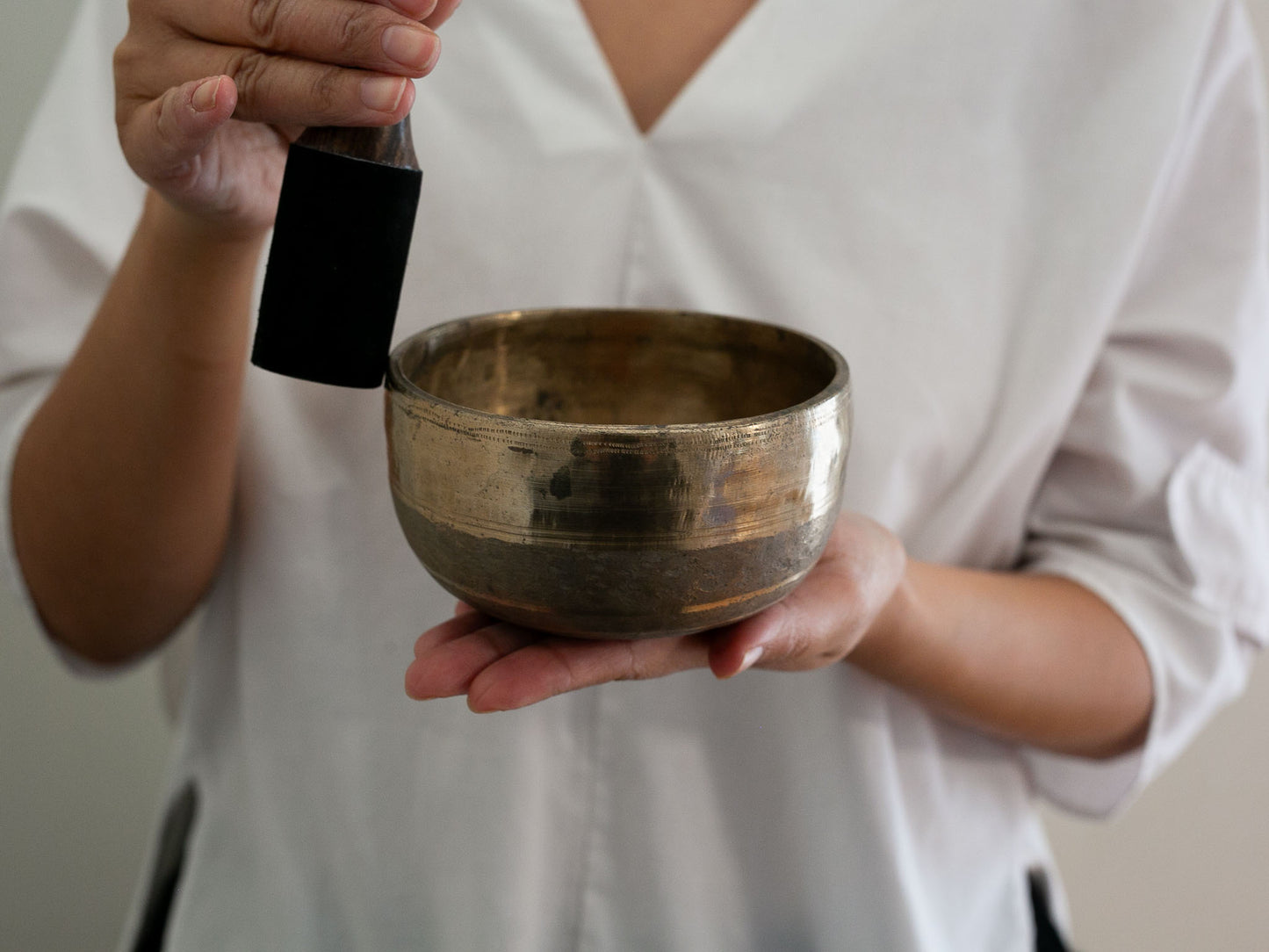 Small Tara Singing Bowl - Base Note B4 (500)