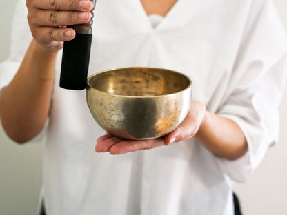 Small Tara Singing Bowl - Base Note F4 (340)