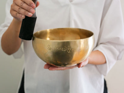 Hand Hammered Moon Singing Bowl - Base Note C4 260 Hz