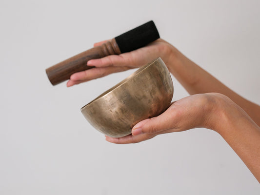Small Tara Singing Bowl - Base Note F#4 (366 Hz)