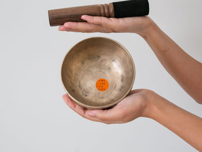 Small Tara Singing Bowl - Base Note F#4 (366 Hz)