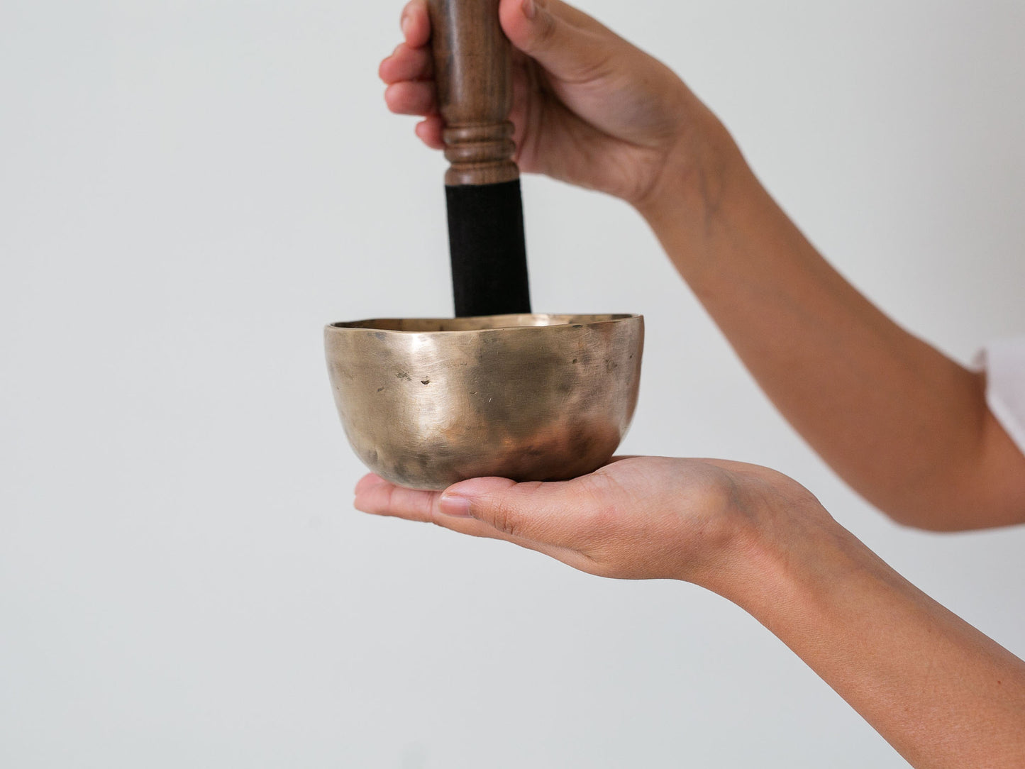 Small Tara Singing Bowl - Base Note G#4 (406 Hz)