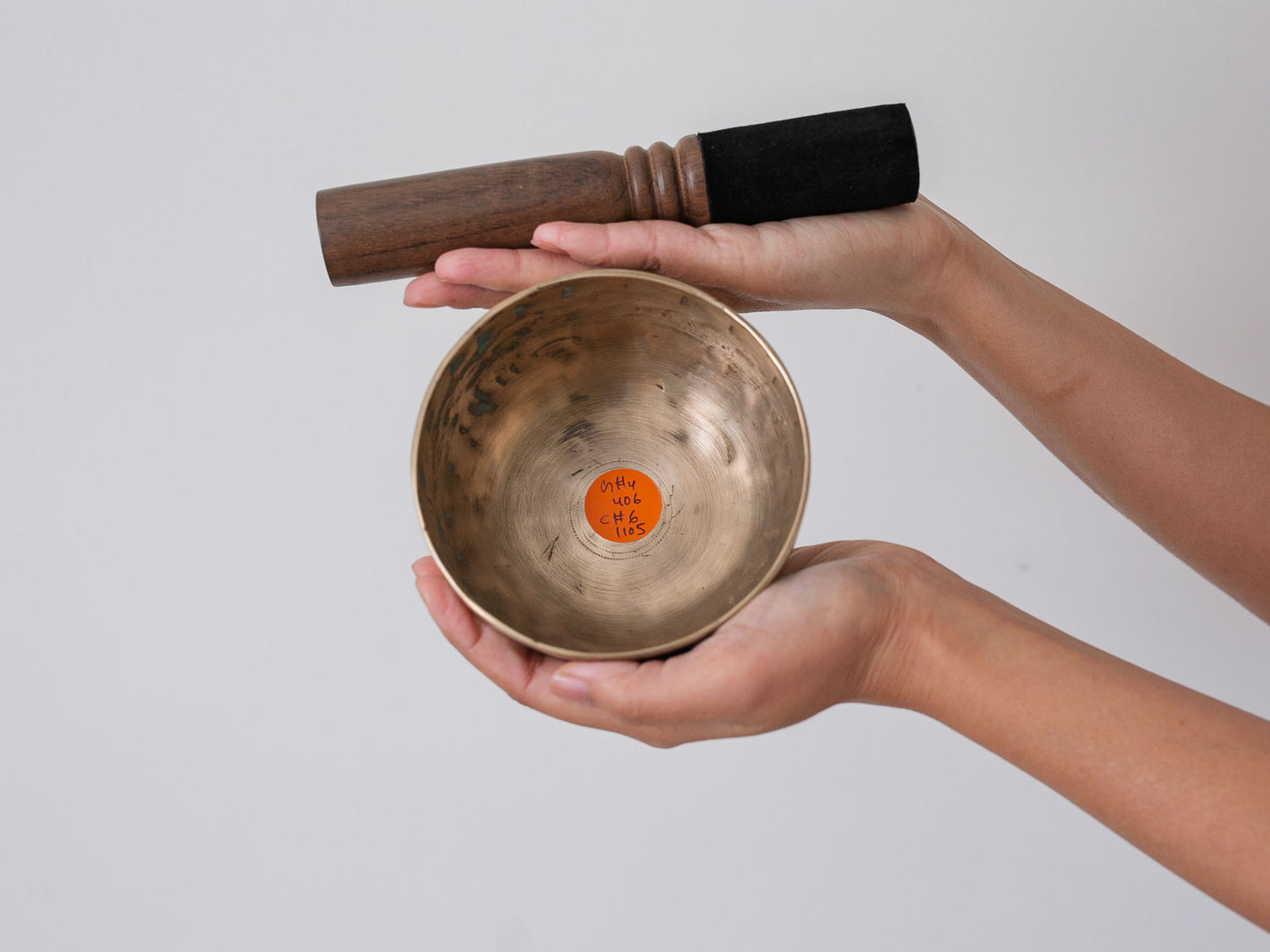 Small Tara Singing Bowl - Base Note G#4 (406 Hz)