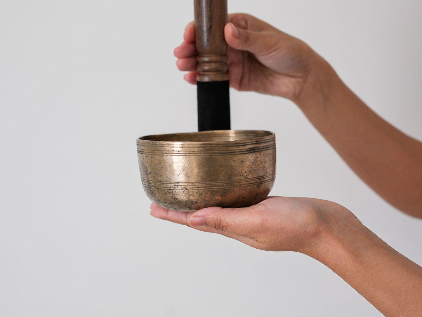 Small Tara Singing Bowl - Base Note C4 (261 Hz)